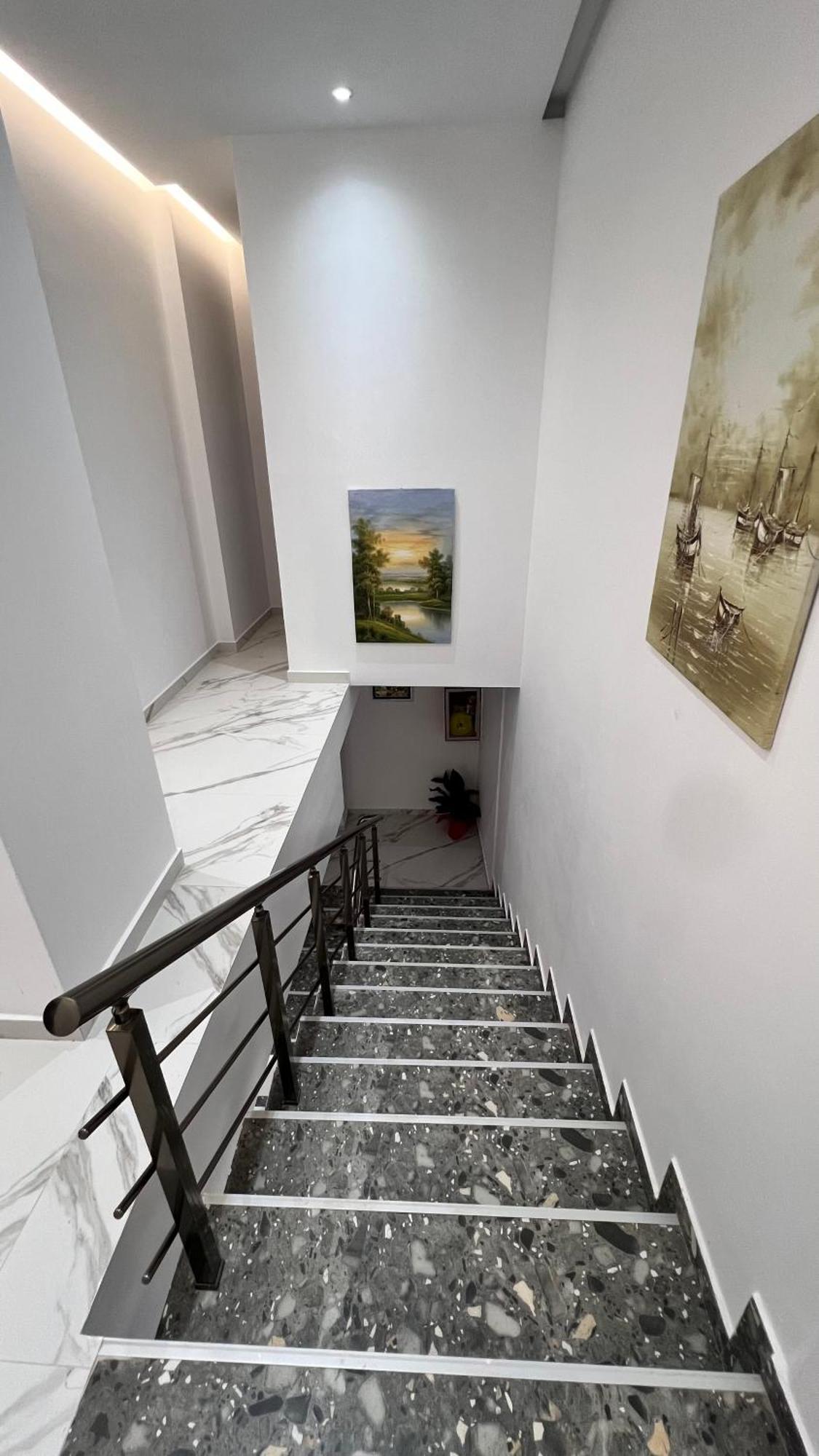 Lezet Hotel Sarande Exterior photo